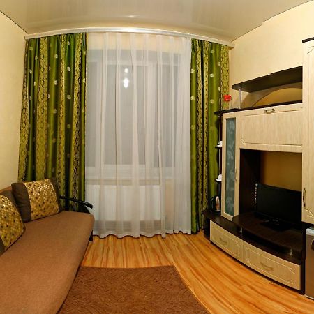 De Luxe Hotel Khmil'nyk Bagian luar foto